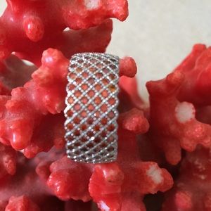 Vintage sterling garnet ring band